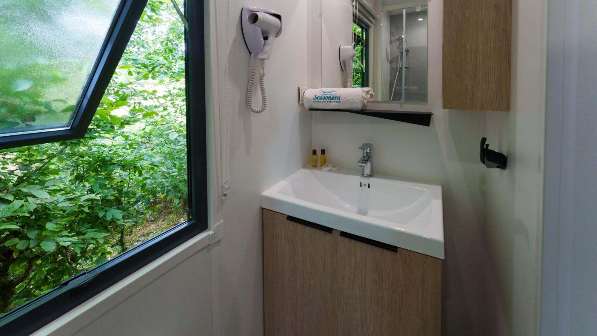 Camping Les Vosges Du Nord Oberbronn Номер фото